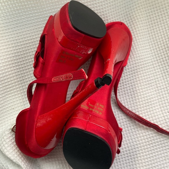 ♦️SOLD ♦️heels - Picture 6 of 13